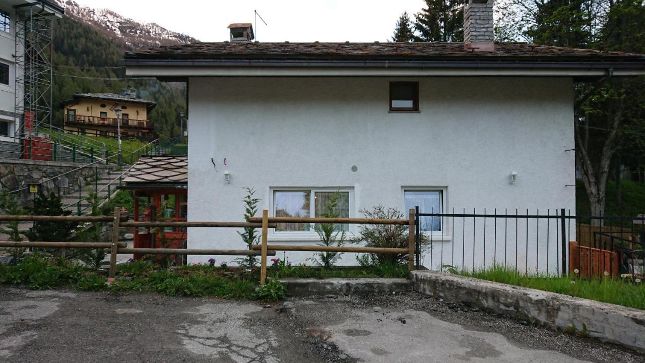 B&B Maison Odille Valtournenche Exterior photo